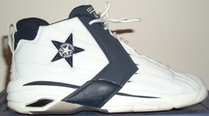 Converse "Dr. J 2000" sneakers in white and dark blue