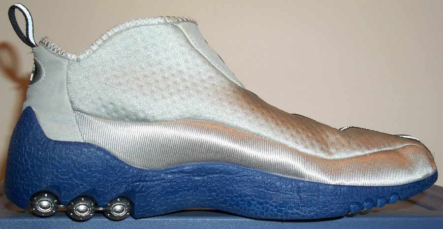converse helium basketball shoes