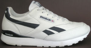 Reebok Classic Conquest Clip in white with blue trim