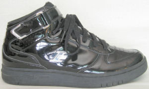 Rbk Iverson I3 shoe (2004) in black patent leather Rbk Iverson I3 shoe (2004) in black patent leather